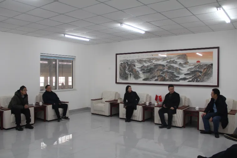 Duke mirëpritur një delegacion nga Universiteti i Arkitekturës Shandong për të vizituar fabrikën dhe për të eksploruar bashkëpunimin