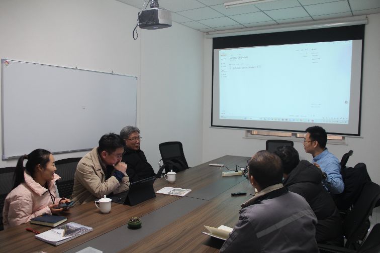 Shandong Lannuo diskuton fillimin e projektit për laboratorin e zhurmës dhe kontrollin e zhurmës me profesorin KWAK, Moon Kyu, Ph.D. dhe përfaqësuesin Liang Tongho nga Universiteti Dongguk, Koreja e Jugut